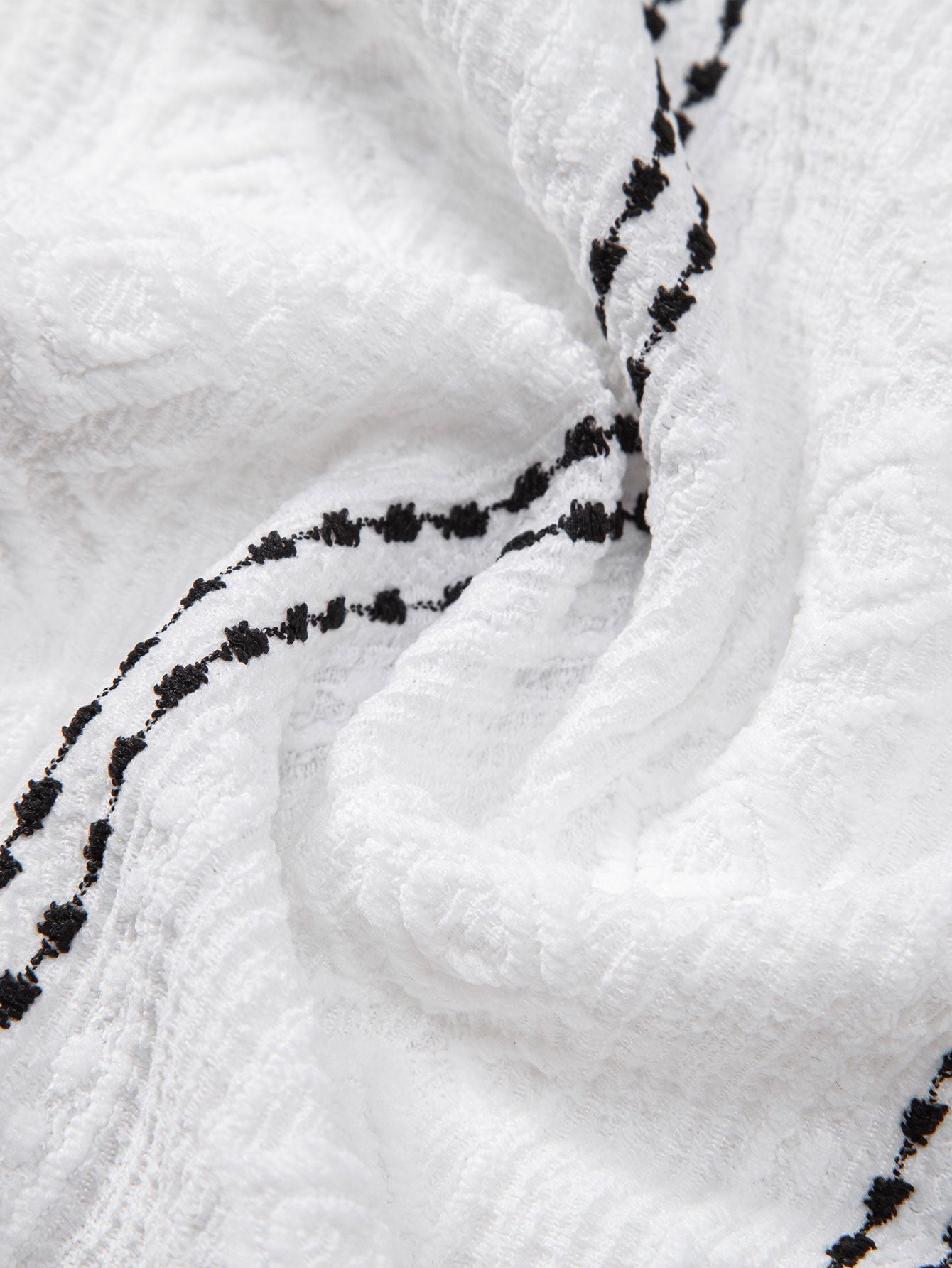 Conjunto Camisa Jacquard a Rayas y Pantalón Recto