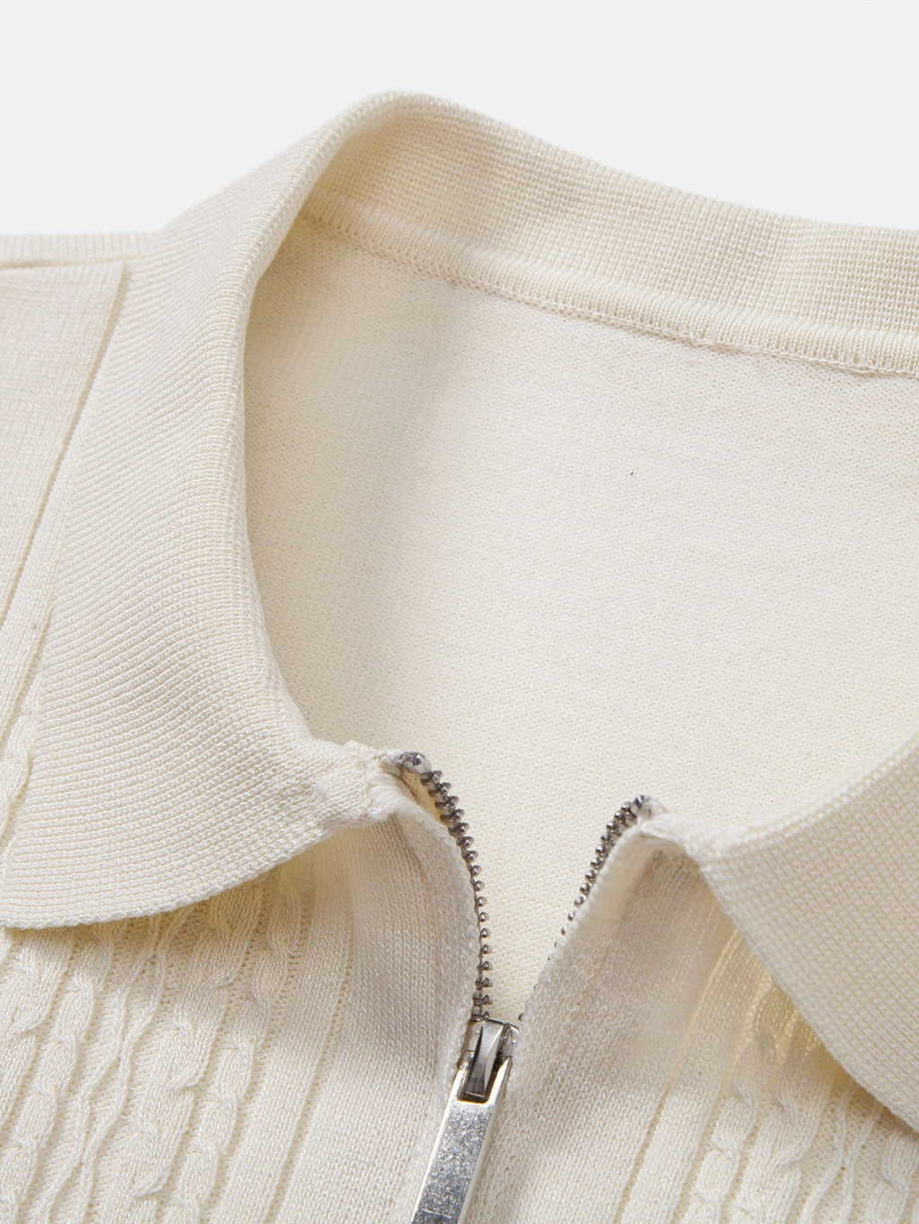 Conjunto Polo Jacquard con Cremallera y Pantalón Slim