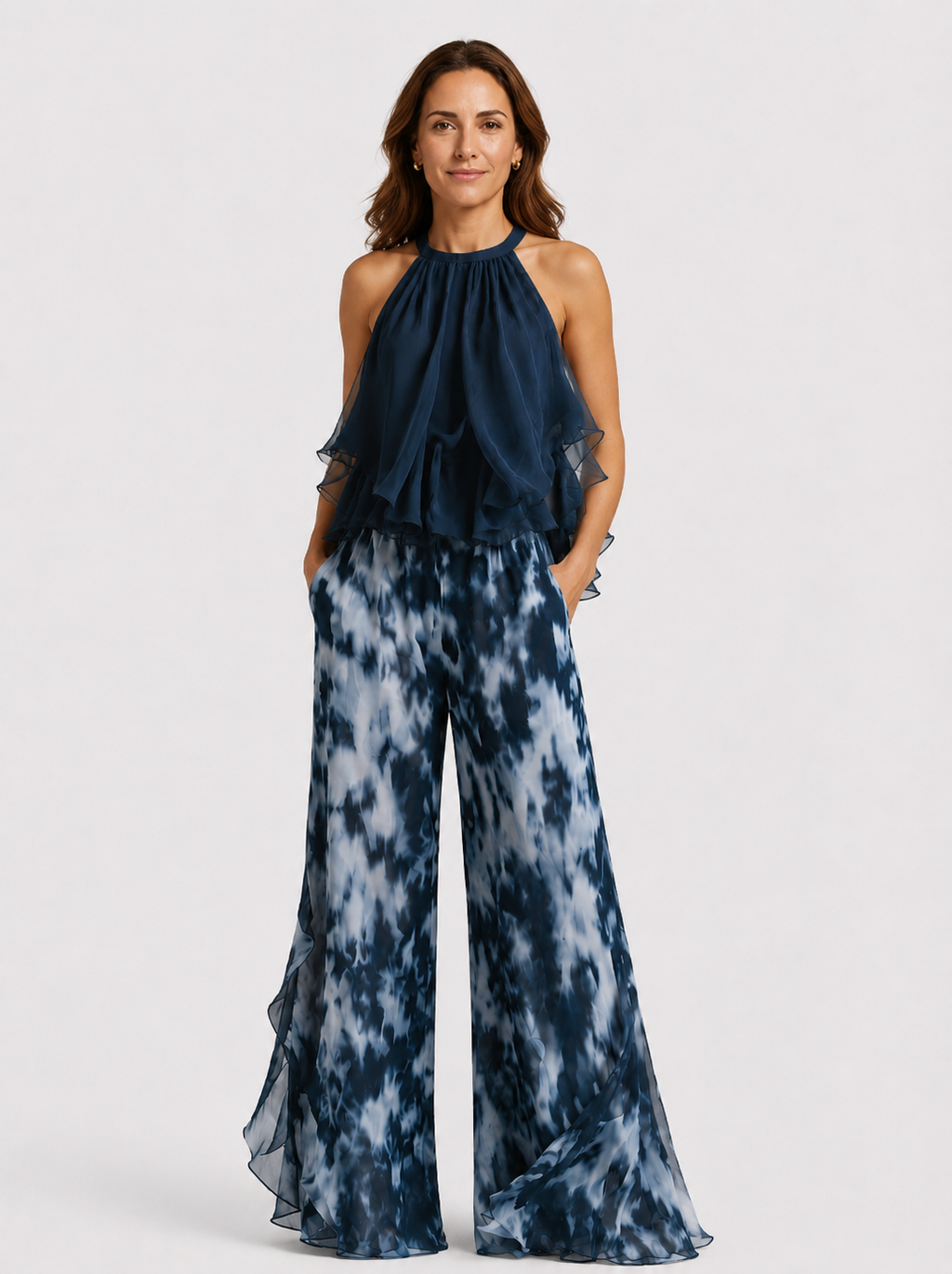Conjunto De Chiffon Con Top De Cuello Alto Y Pantalón