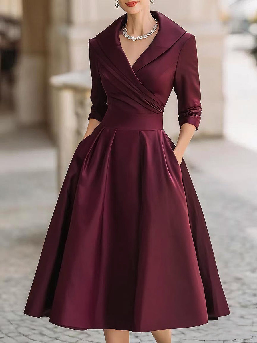 Vintage Satin-Midikleid mit Drapierter Ausschnitt