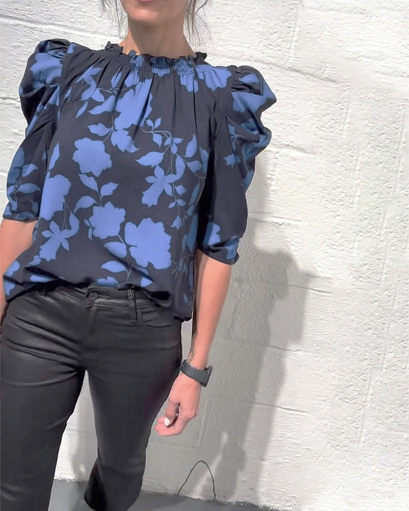 Damenbluse mit Puffärmeln und Rüschen