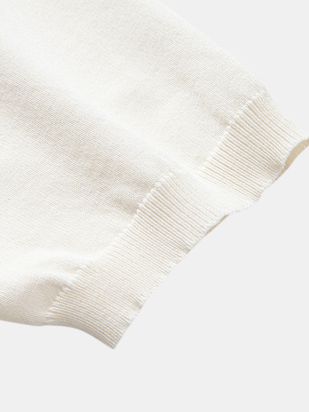 Conjunto Polo Jacquard Geométrico y Pantalón Slim Fit