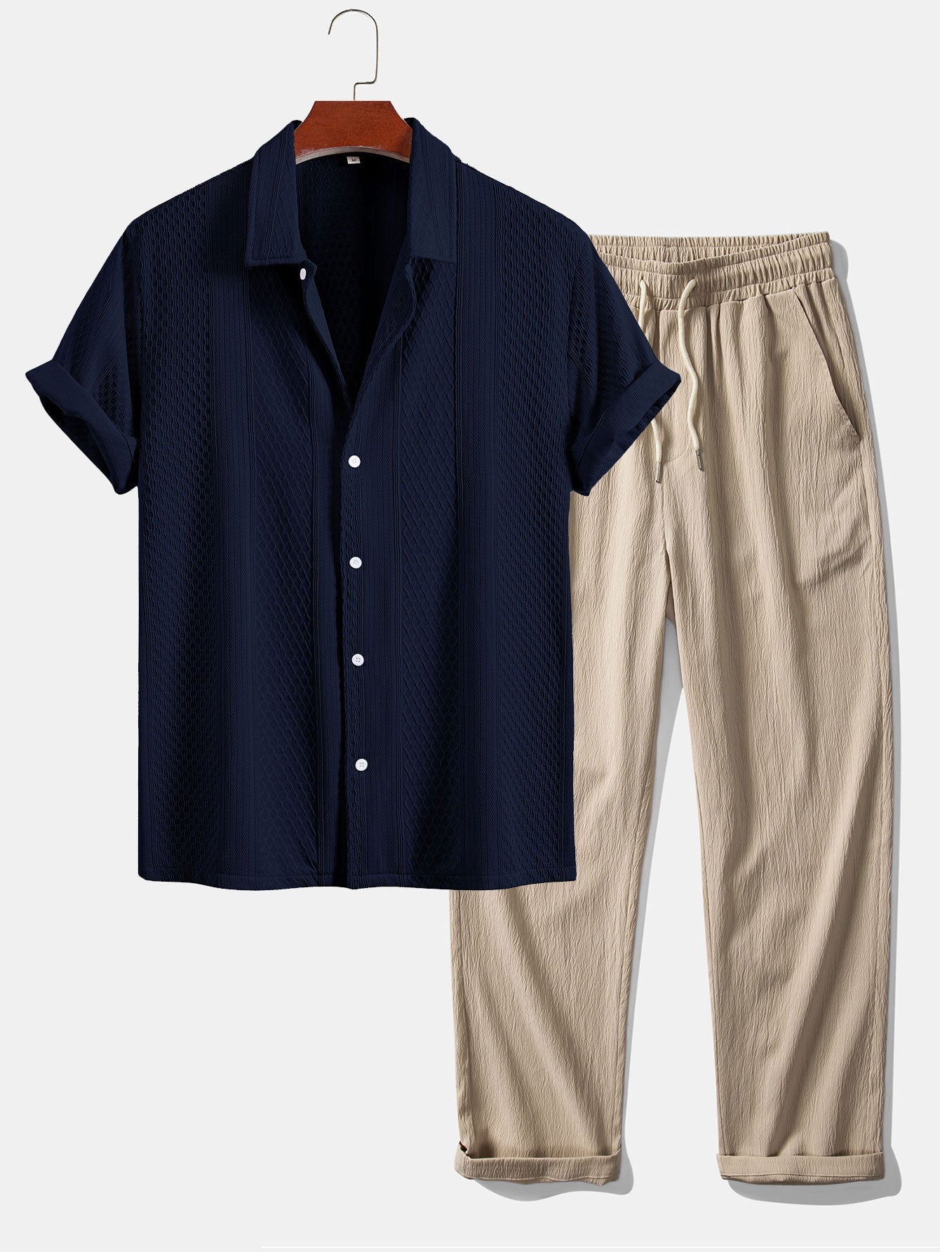 Set aus geometrischem Jacquardhemd und gerader Hose