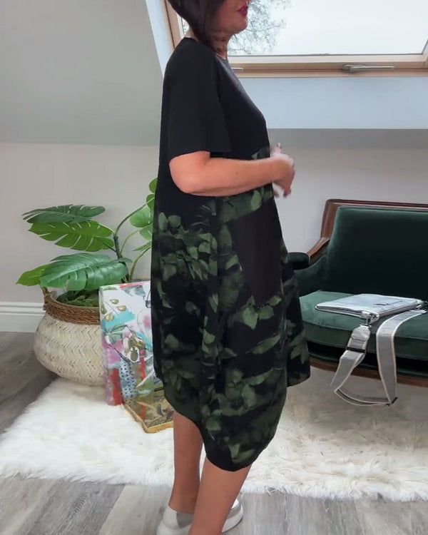 Patchwork-Kleid mit Blumenmuster und Rundhalsausschnitt