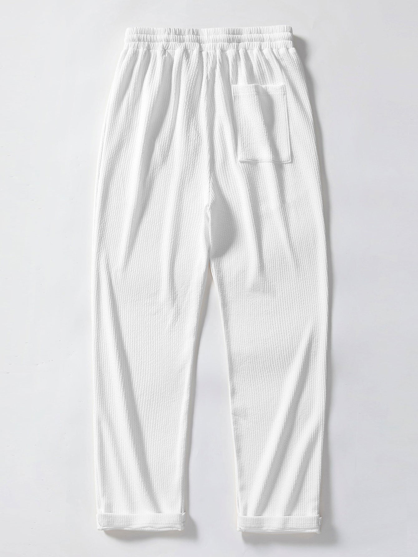 Conjunto Polo Jacquard Geométrico y Pantalón Recto