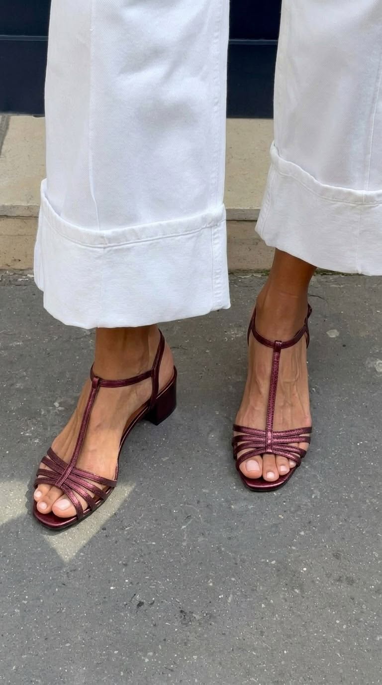 Allegra | Everyday Elegance Gold Sandals