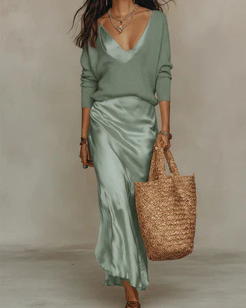 Conjunto Midi Satén con Jersey de Punto Elegante