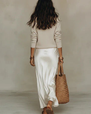 Conjunto Midi Satén con Jersey de Punto Elegante