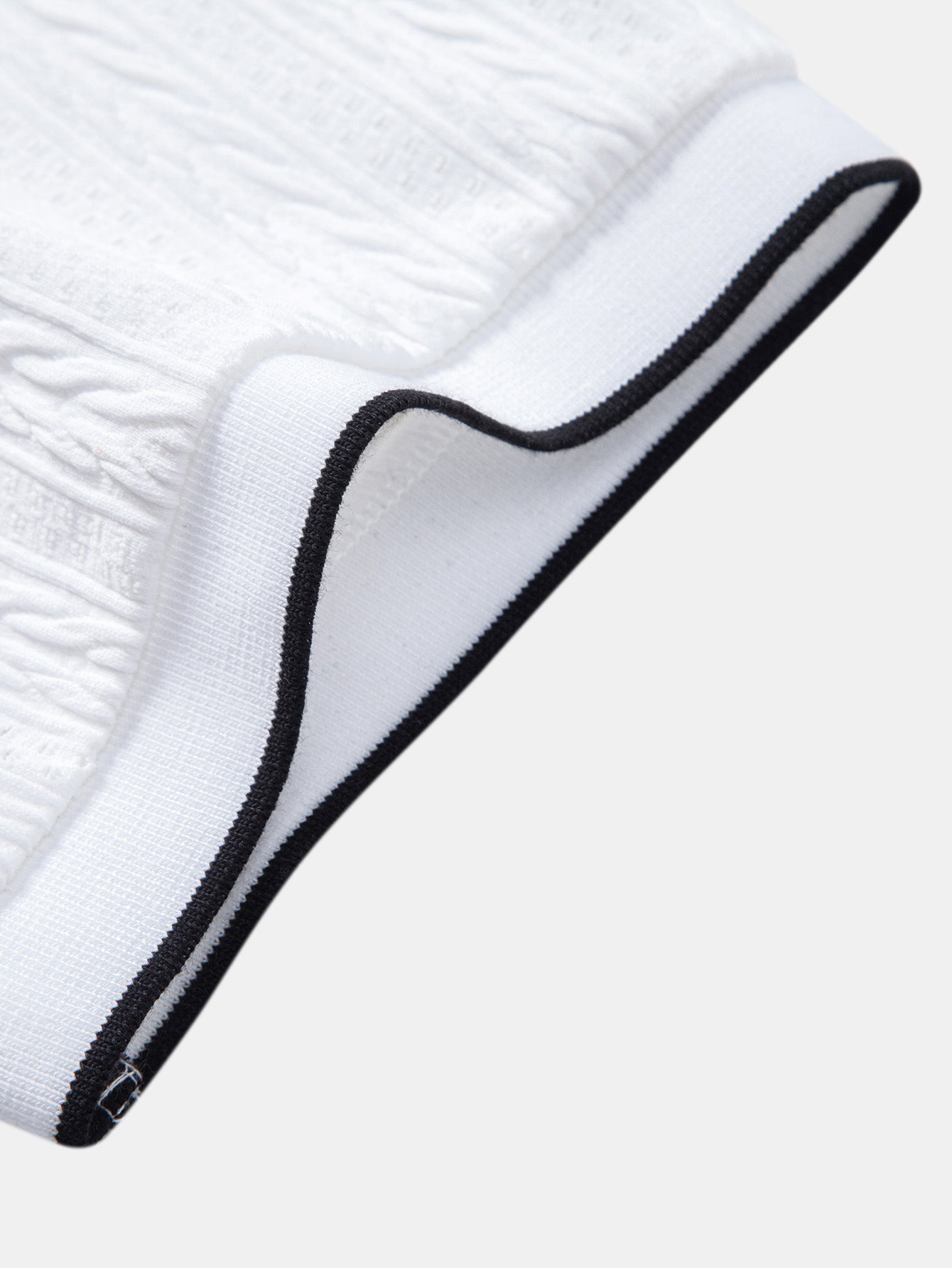 Conjunto Polo Jacquard Geométrico y Pantalón Slim Elegante