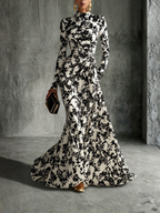 Elegantes geblümtes Maxi-Kleid mit Stehkragen und langen Ärmeln