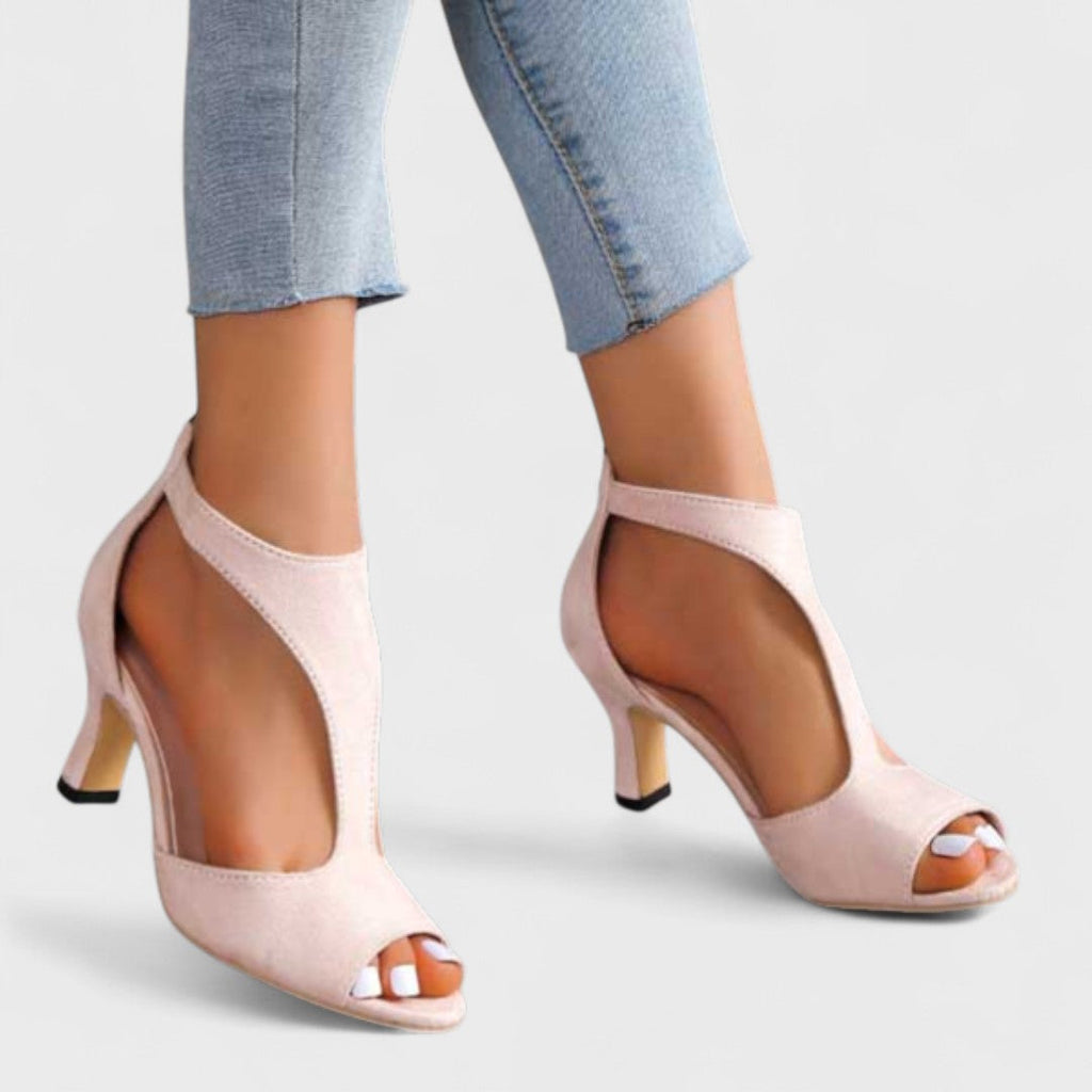 Orthopädische Absatzsandale – Schmerzlinderung