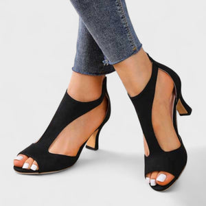 Orthopädische Absatzsandale – Schmerzlinderung