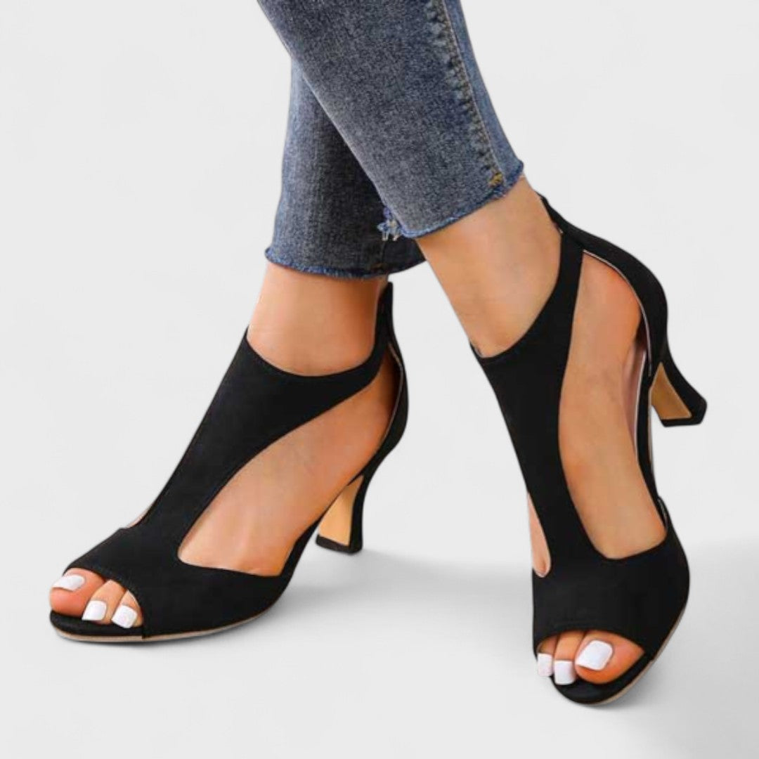 Orthopädische Absatzsandale – Schmerzlinderung