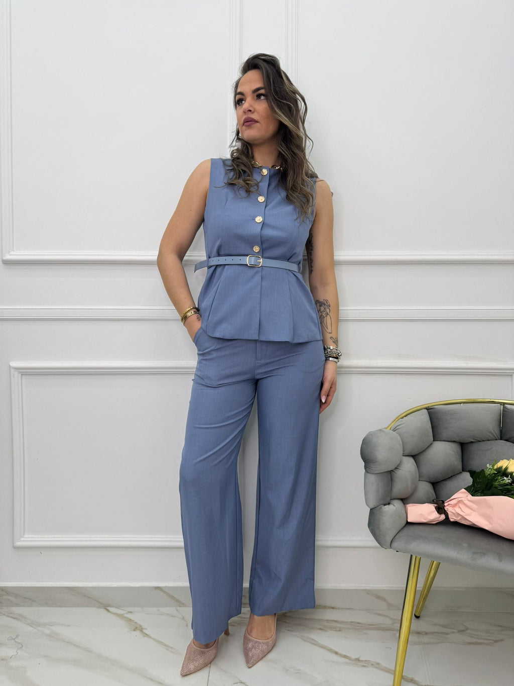 Conjunto Pantalón Y Chaleco Con Cinturón En Cintura