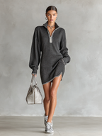 Mini-Strickkleid mit Polokragen und Reißverschluss