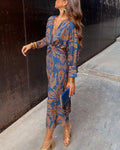 Elegant Summer Midi Dress with Flowing Cut