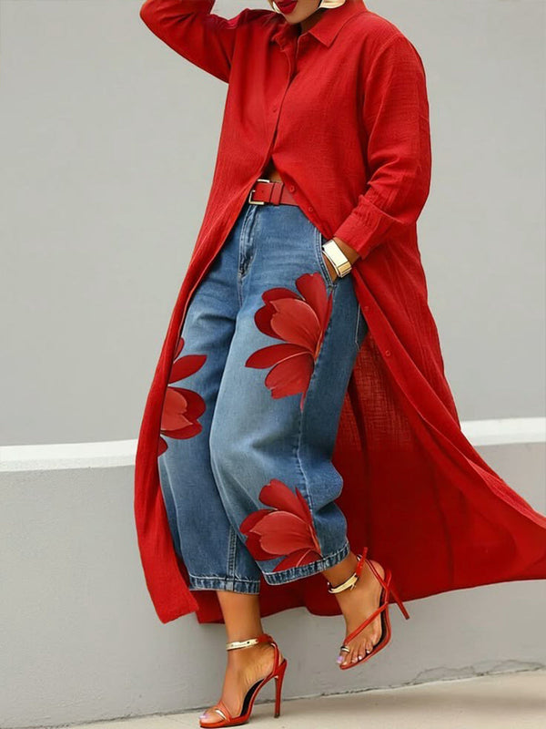 Set aus rotem Hemdblusenkleid und floraler weiter Jeans