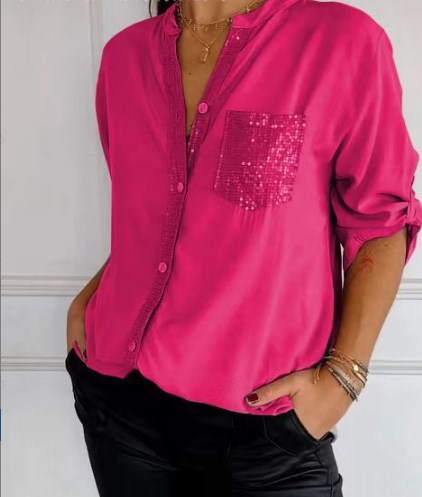 Blusa Negra con Detalles Brillantes de Corte Fluido